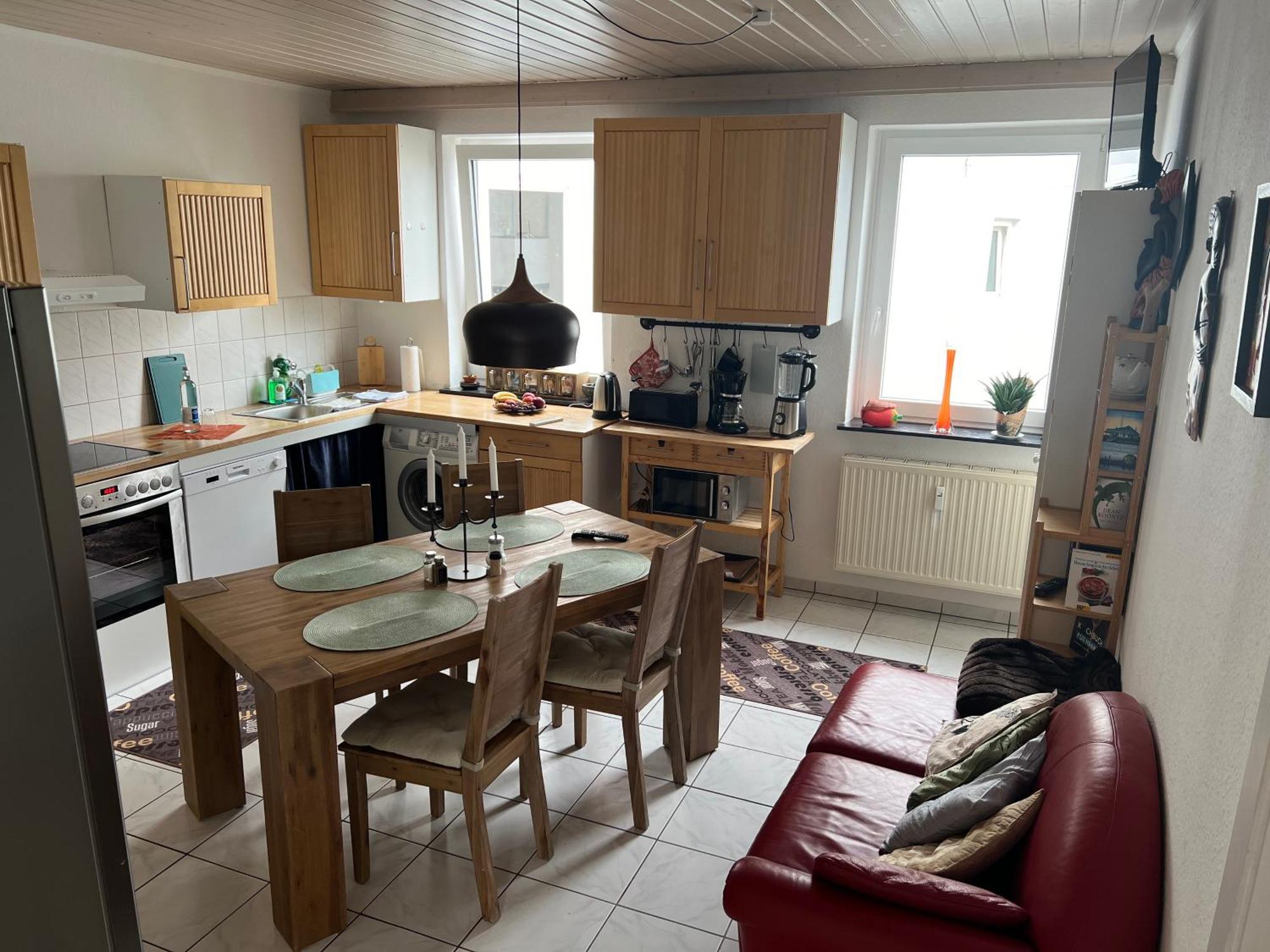 Zwischen Bluecherplatz Und Forstbaumschule 1 Oder 2 Apartment